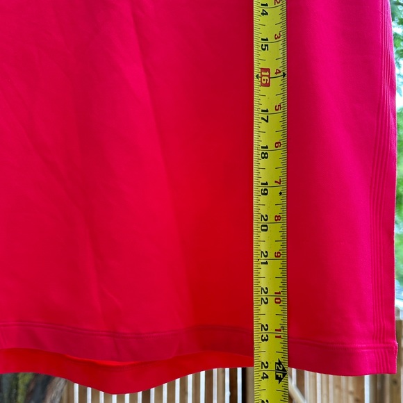 NikeFit Nike NWOT DARK Pink Short Sleeve Tee Shirt size Large - Picture 11 of 15